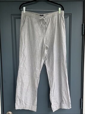 Gap Body Light Gray Stripe Women’s Lounge Pajama Pants, Size M